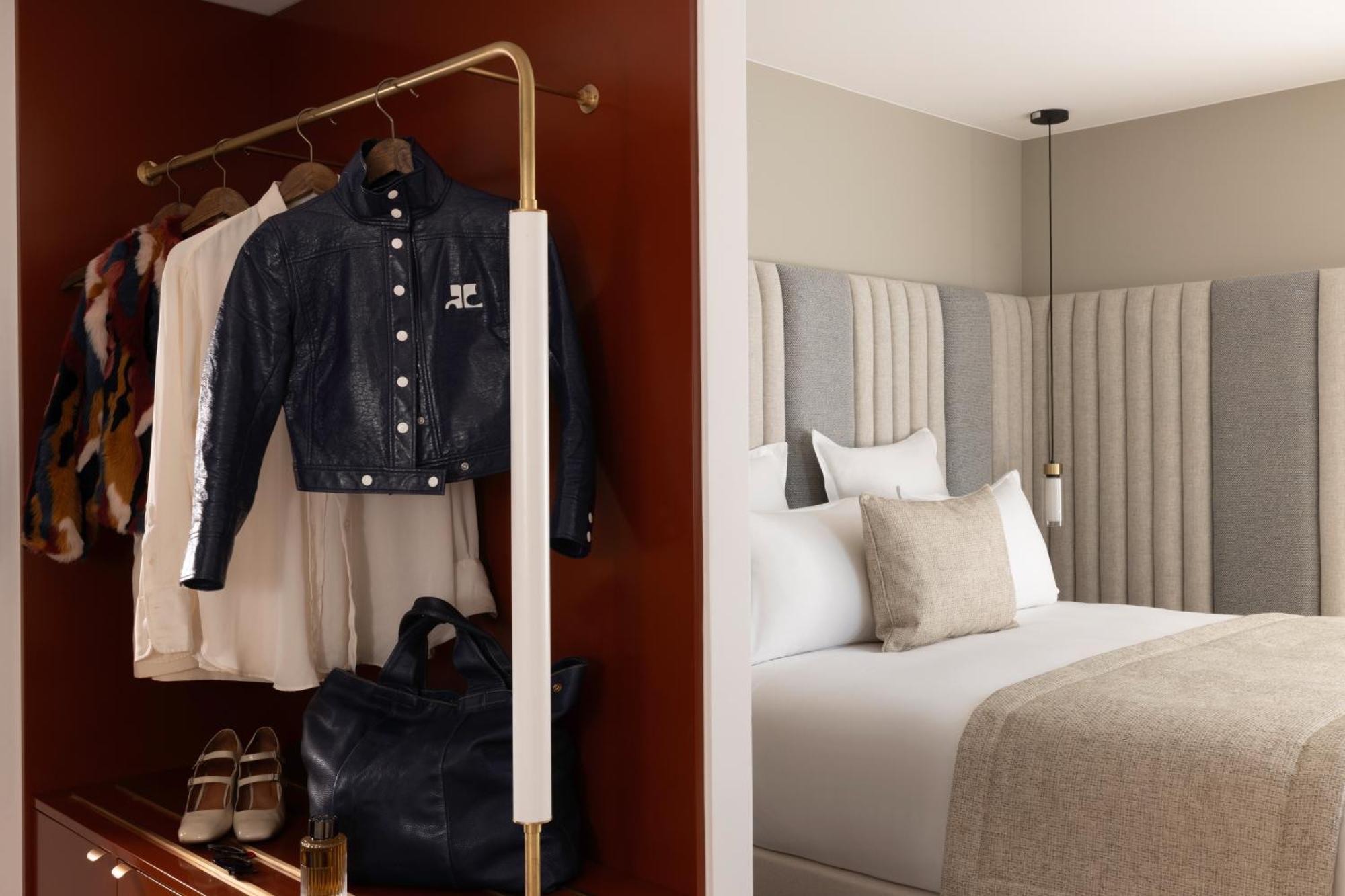 Pilgrim 4* París